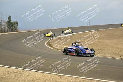 media/Jan-26-2025-CalClub SCCA (Sun) [[cfcea7df88]]/Group 7/Race/